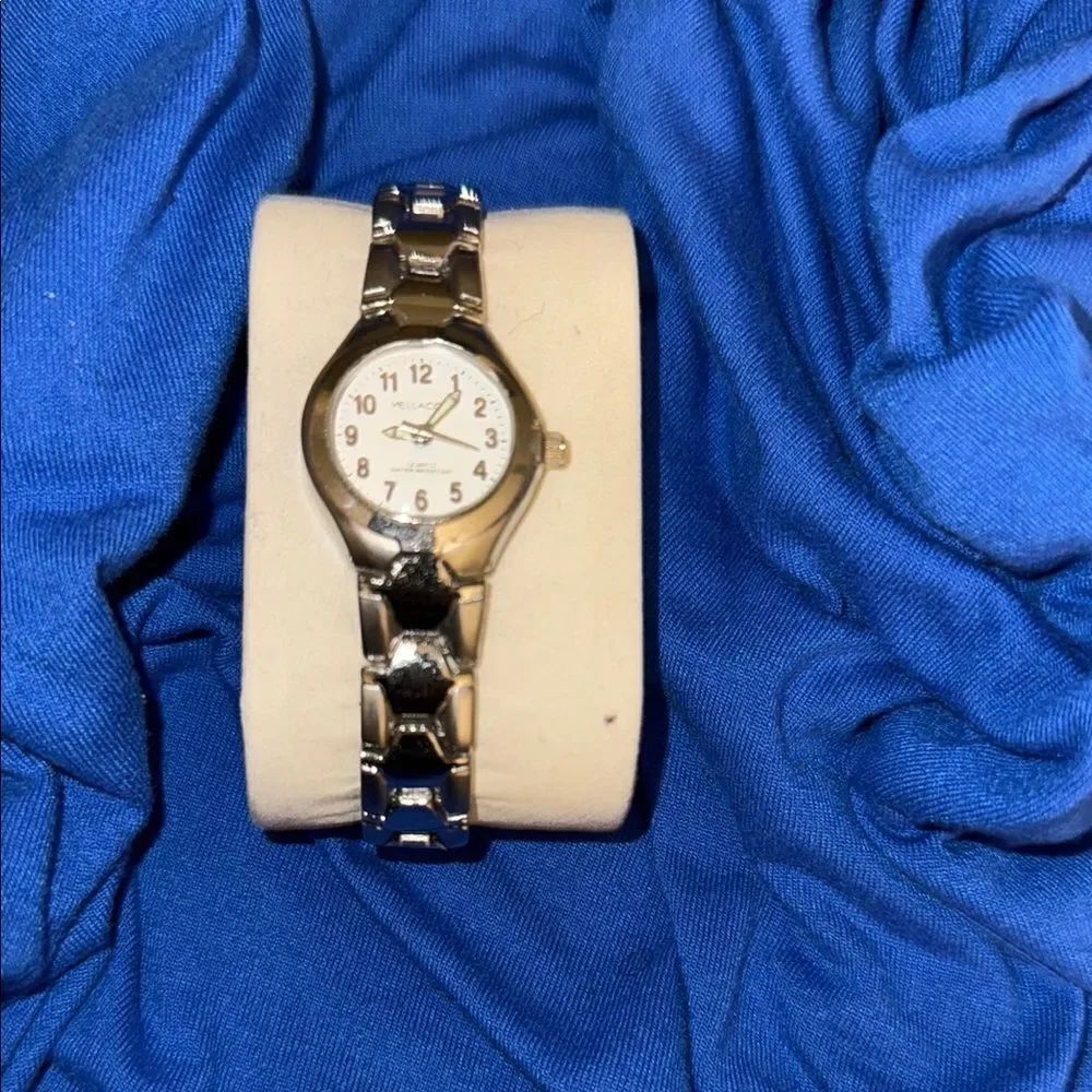Vellaccio Silver Watch with White Dial